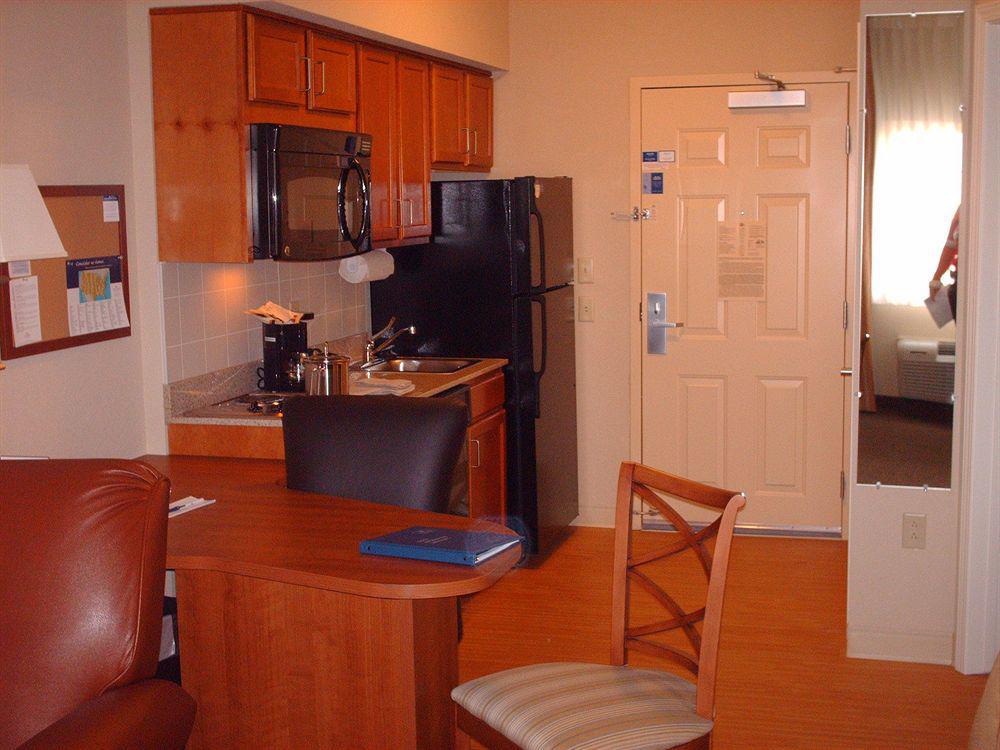 Candlewood Suites Warner Robins By Ihg Pokój zdjęcie